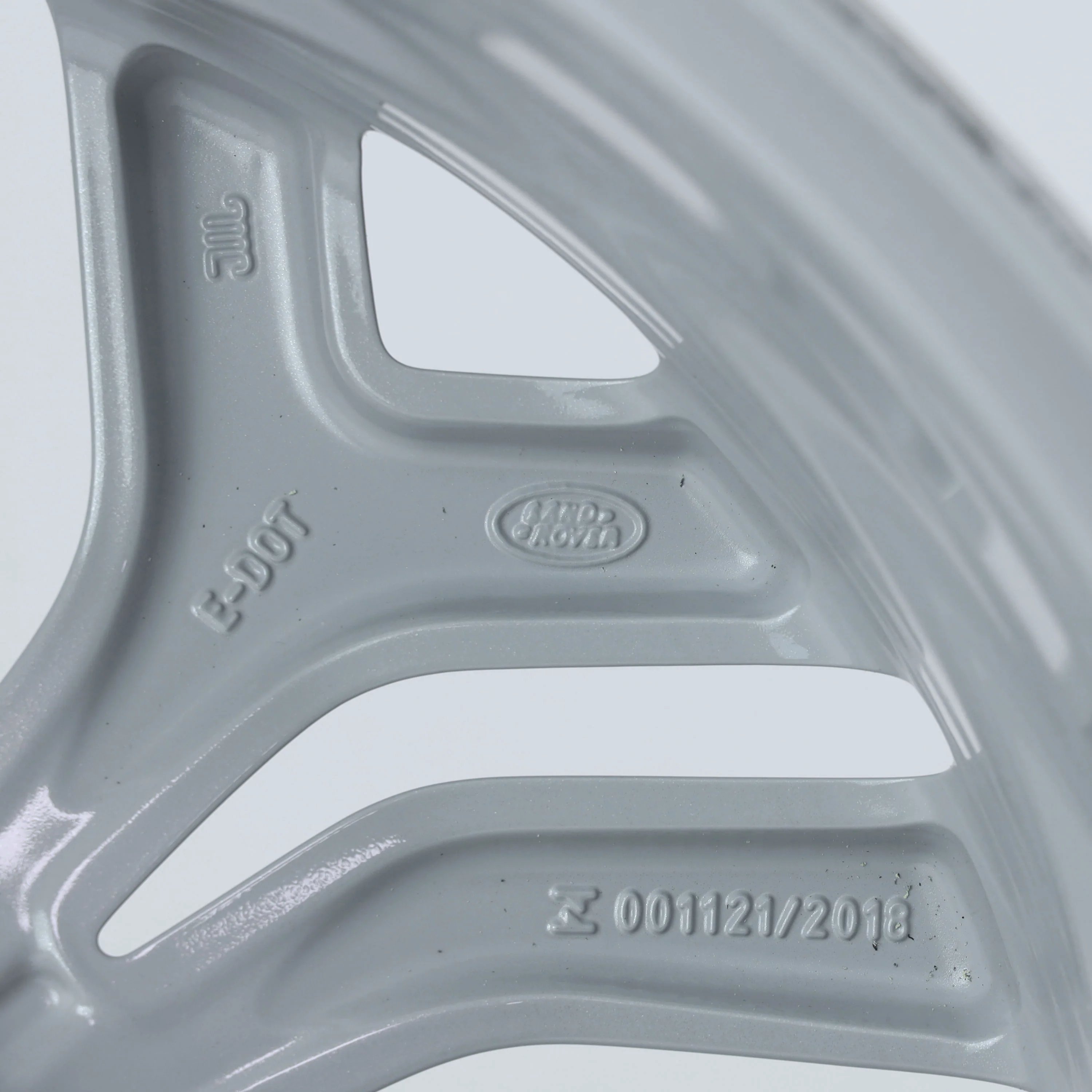 20" Alloy Wheels - Sparkle Silver - Set of 4 for Range Rover Evoque Genuine - Image 4
