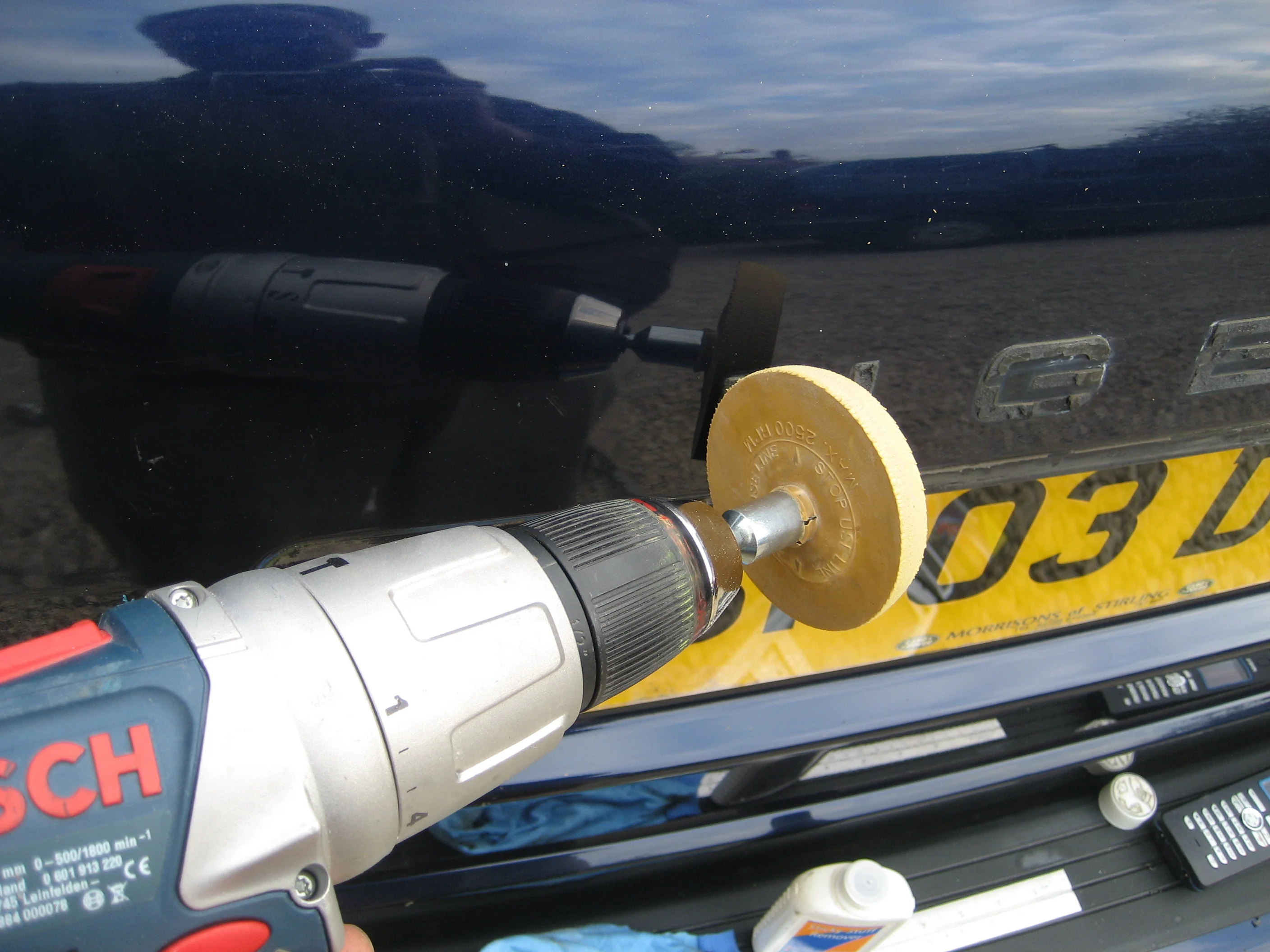 Adhesive Lettering & Badge Removal Tool for Range Rover L322 - Image 3