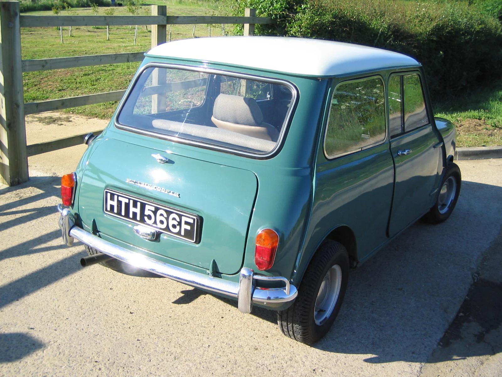 Austin Morris Mini Stainless Steel Rear Number Plate Lamp - Image 9