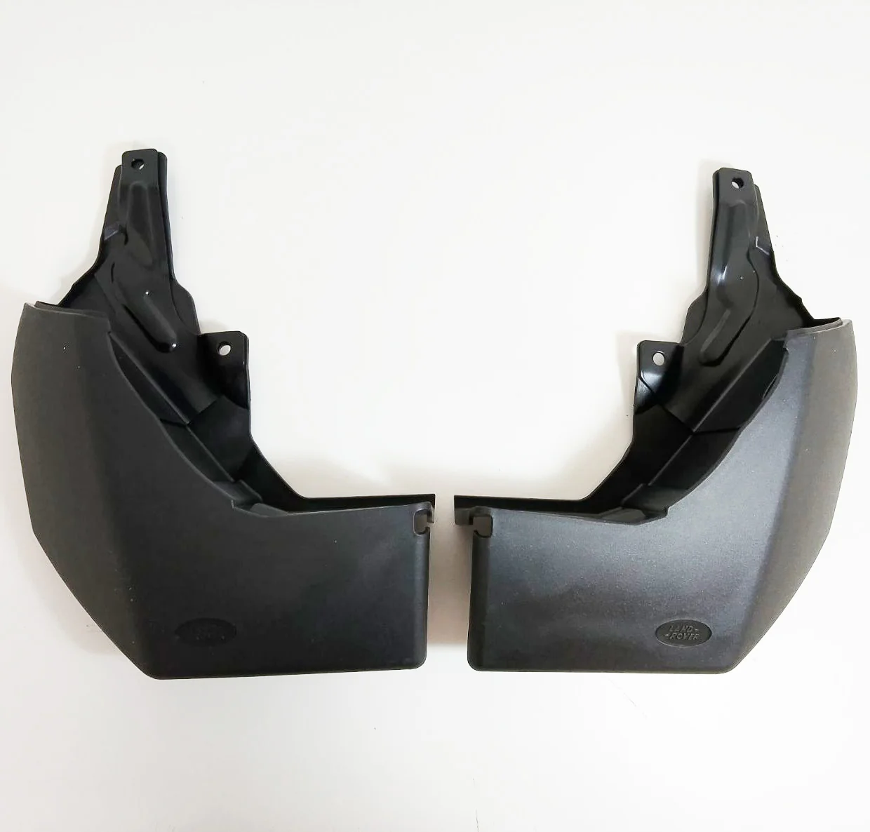 B-Grade - Genuine Mudflap Kit - Rear - for Land Rover Discovery 3(2009) & Discovery 4 - NO FITTING KIT - Image 3
