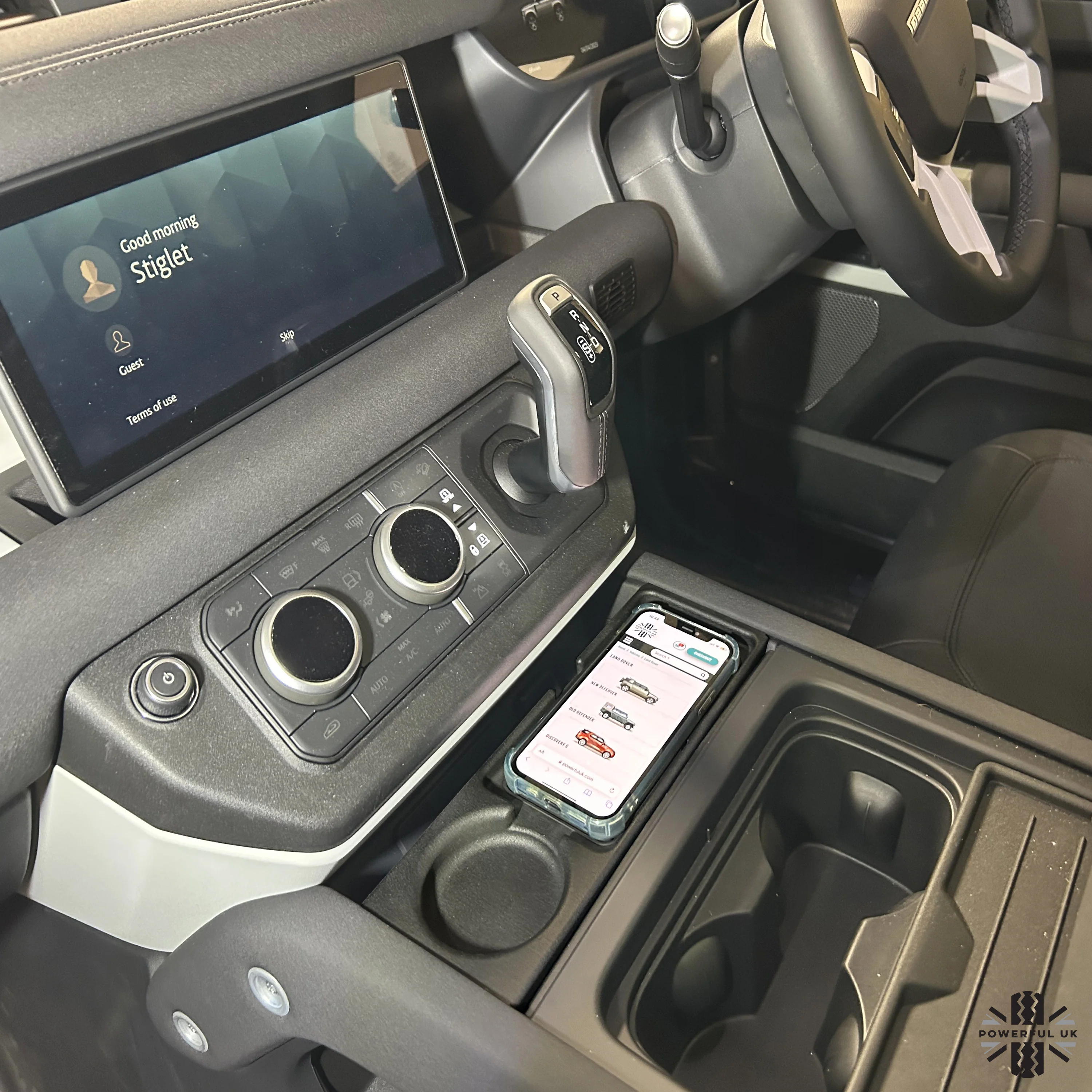 Centre Console Wireless Phone Charging Kit for Land Rover Defender L663 - USB-A - Image 6