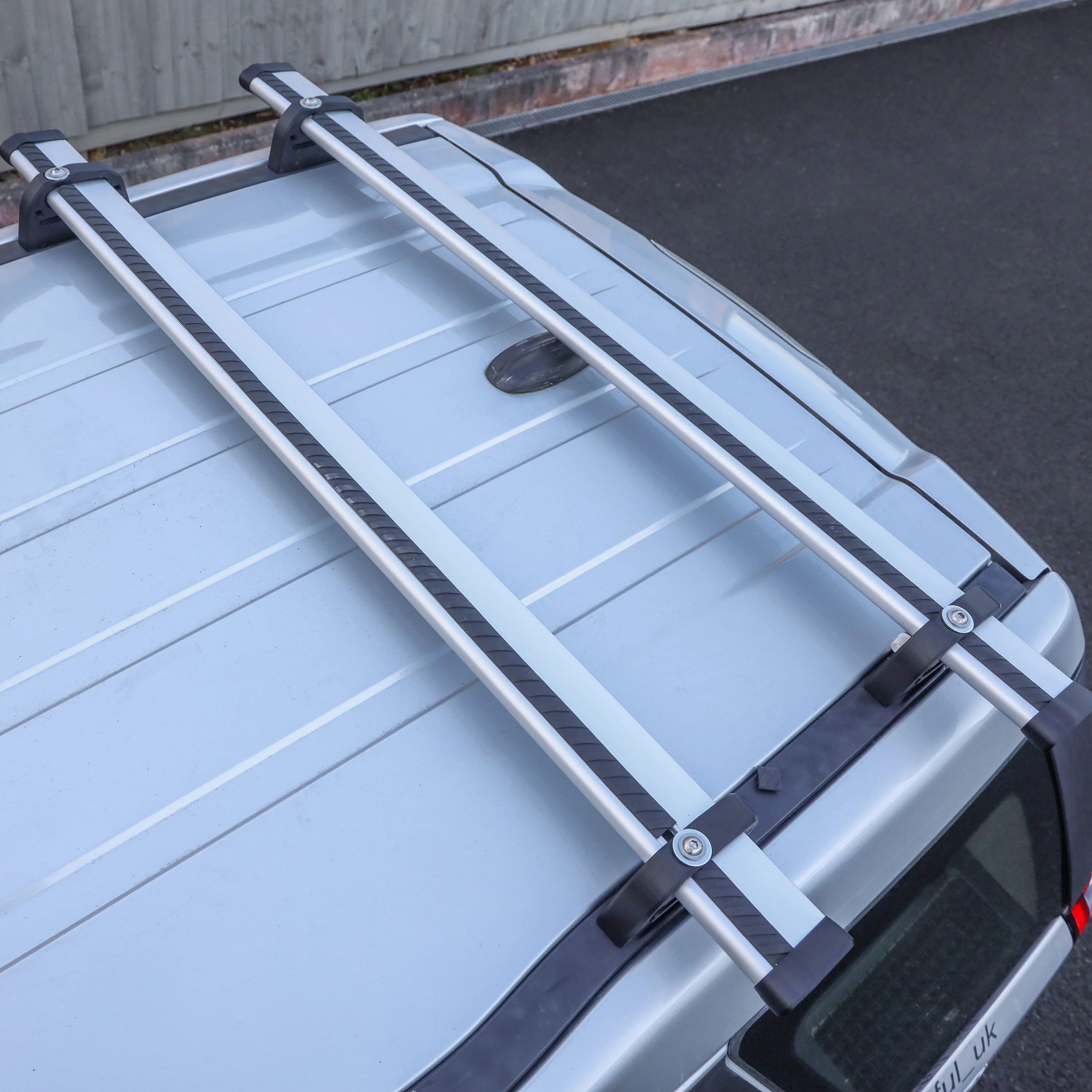Compact Roof Rack/Cross Bar Kit for Land Rover Freelander 2 - Image 7
