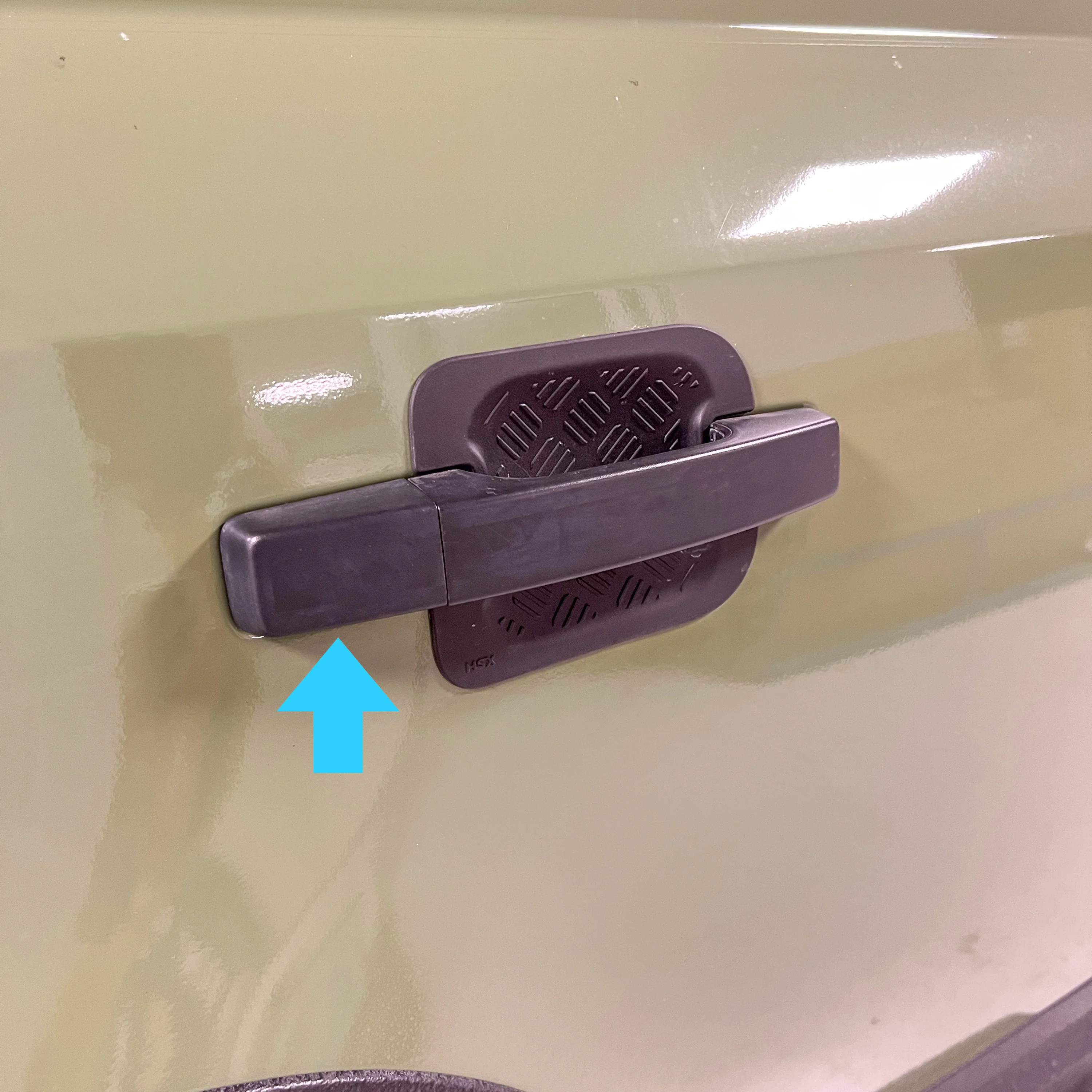 Door Handle End Piece for Land Rover Defender L663 - Textured Black - NO Key Hole - Image 3