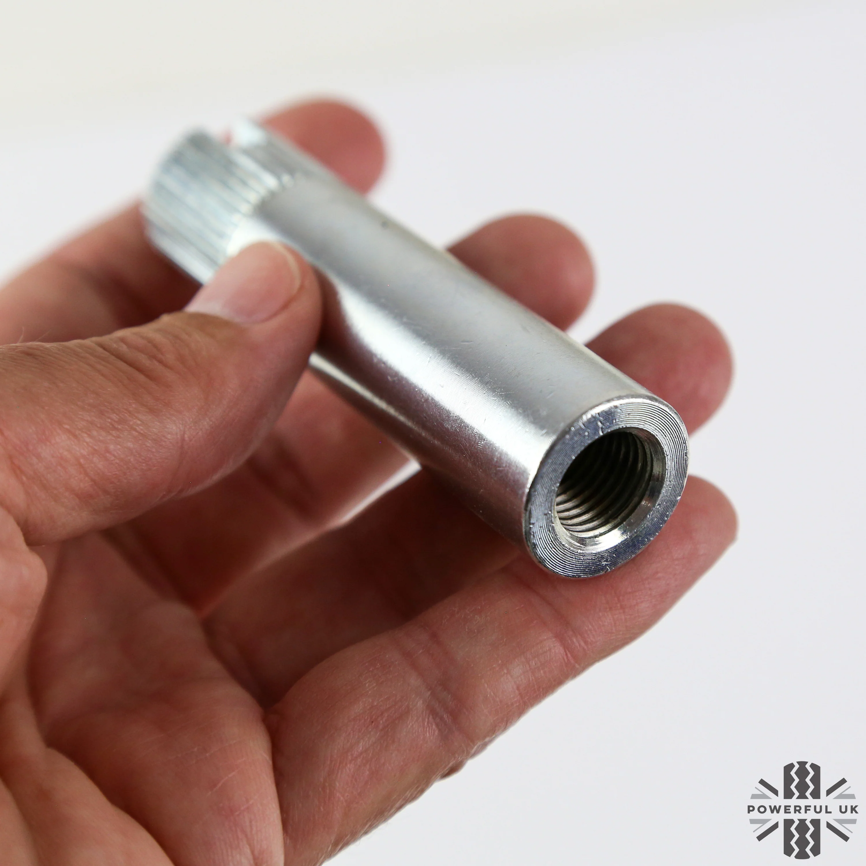 Easy wheel fitting tool for Land Rover Discovery 3/4 - Image 3