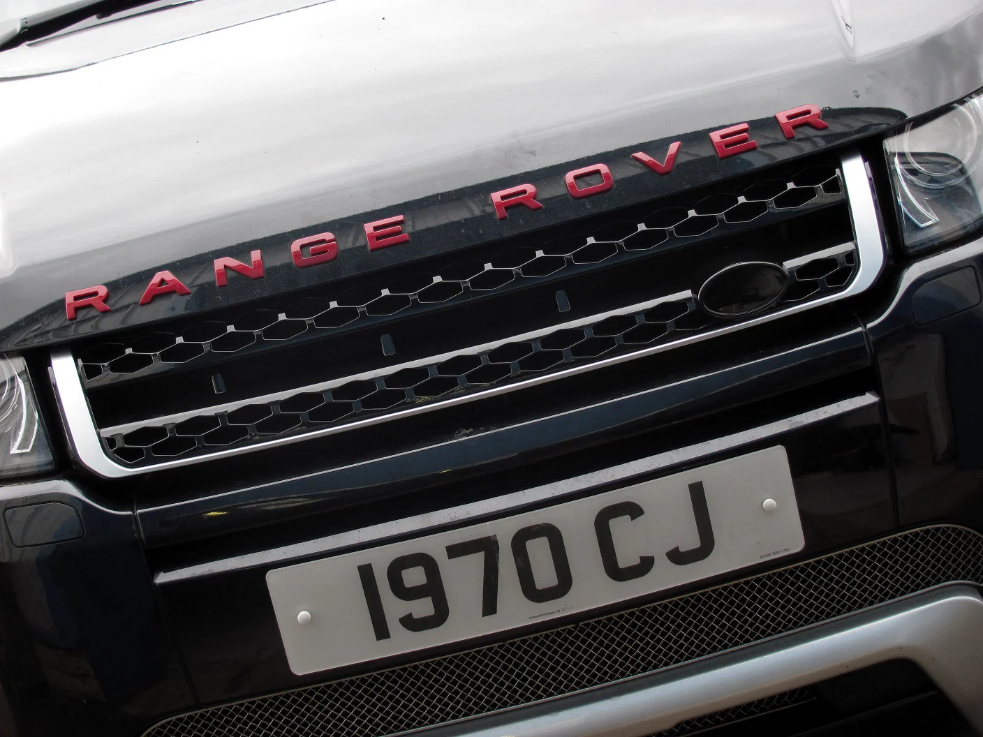 Front Grille - Autobiography Style - Black & Silver for Range Rover Evoque - Image 5
