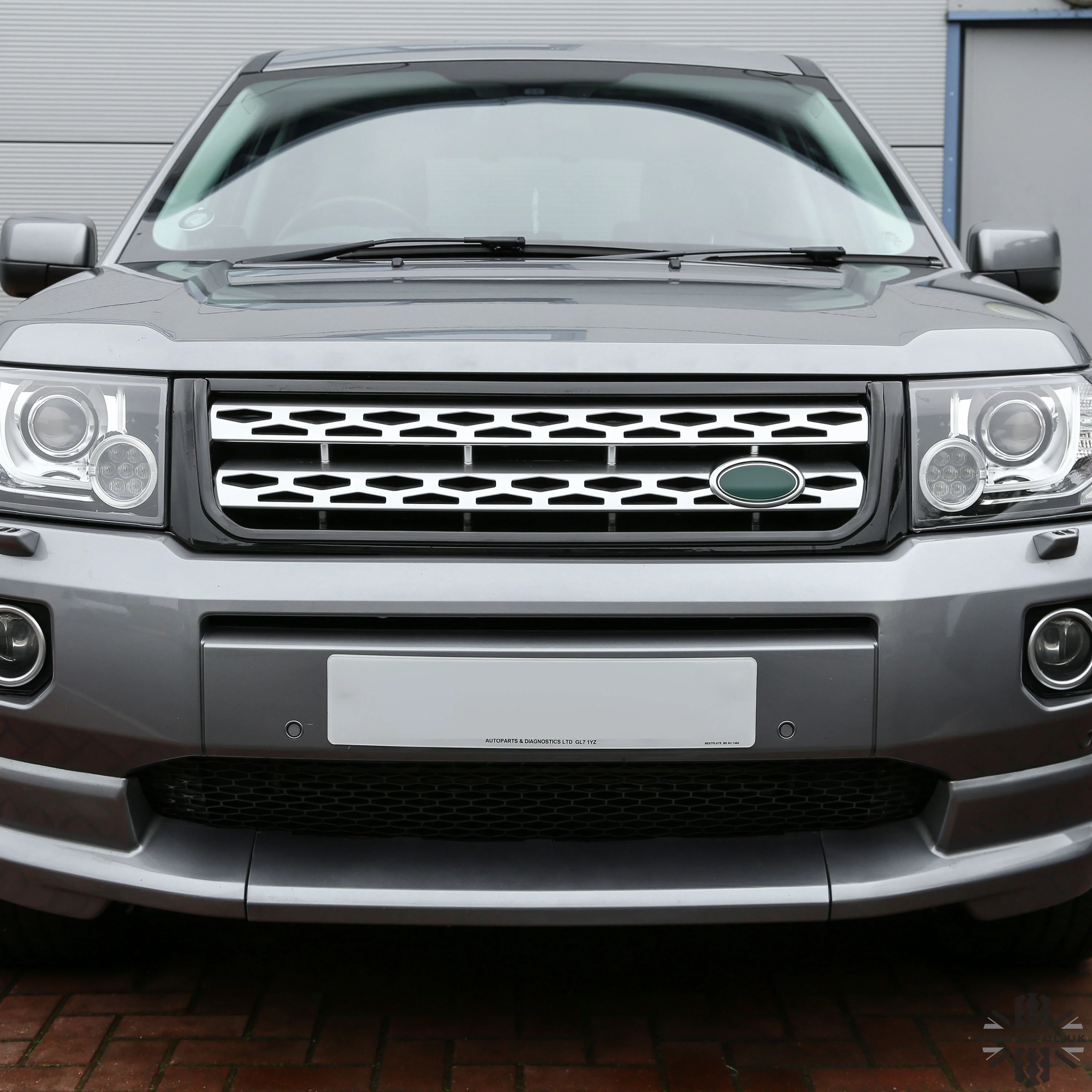 Front Grille Cover Trim for Land Rover Freelander 2 (2012+) - Black - Image 5