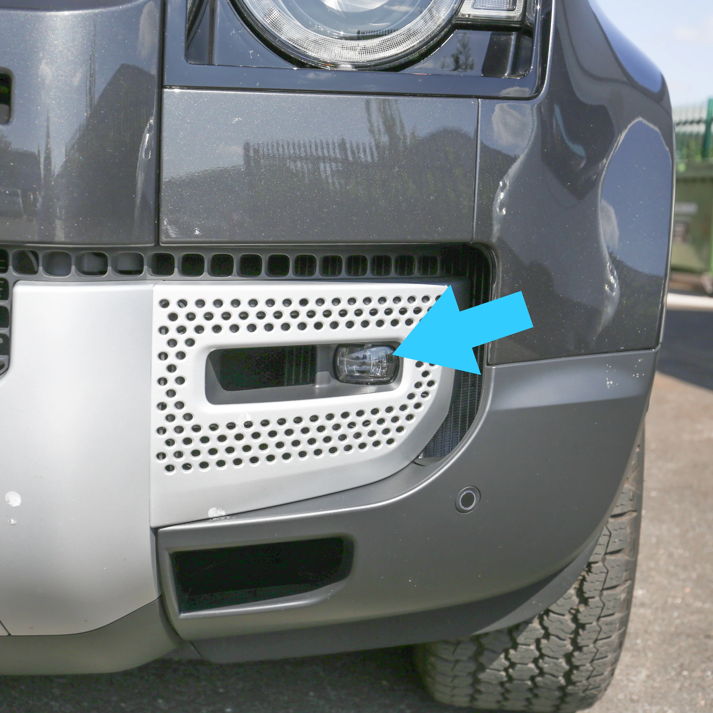 Genuine Fog Lamp for Land Rover Defender L663 (TAKE OFF) - Image 2