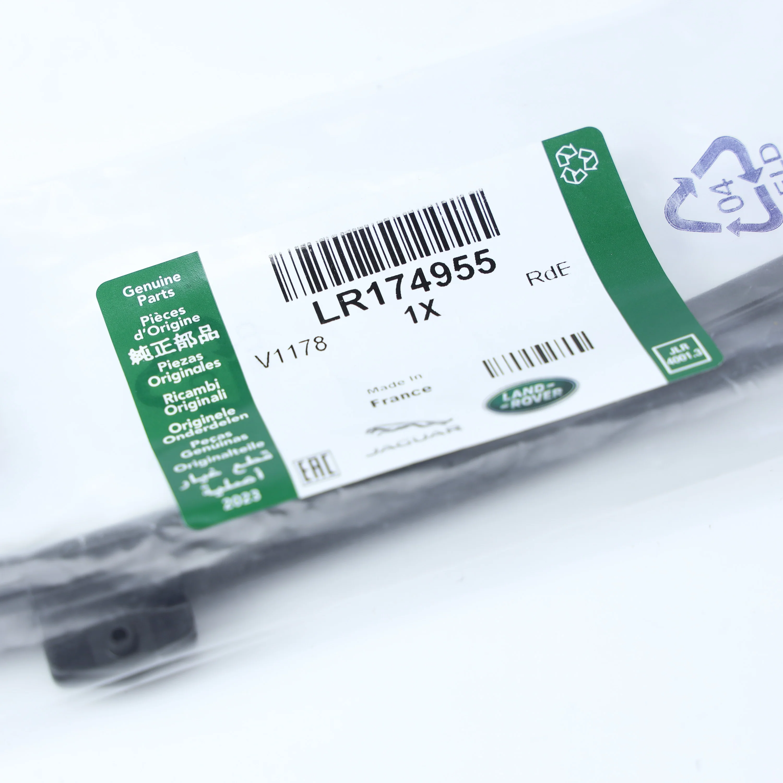 Genuine Rear Wiper Blade for Land Rover Defender L663 - Late Type (Aquablade) - Image 9