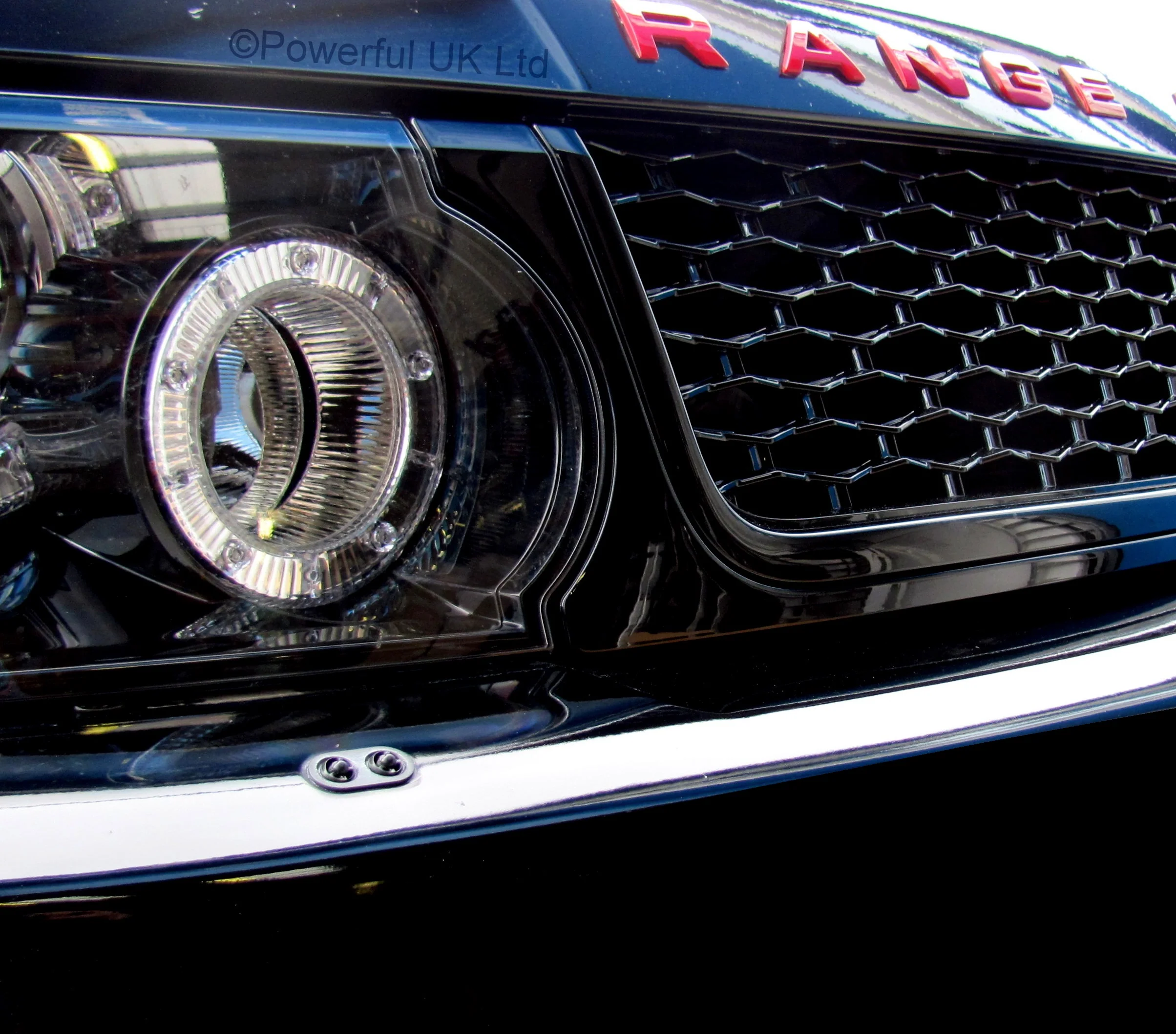Gloss Black "Autobiography style" grille to fit Range Rover Sport 2010 on - Image 3