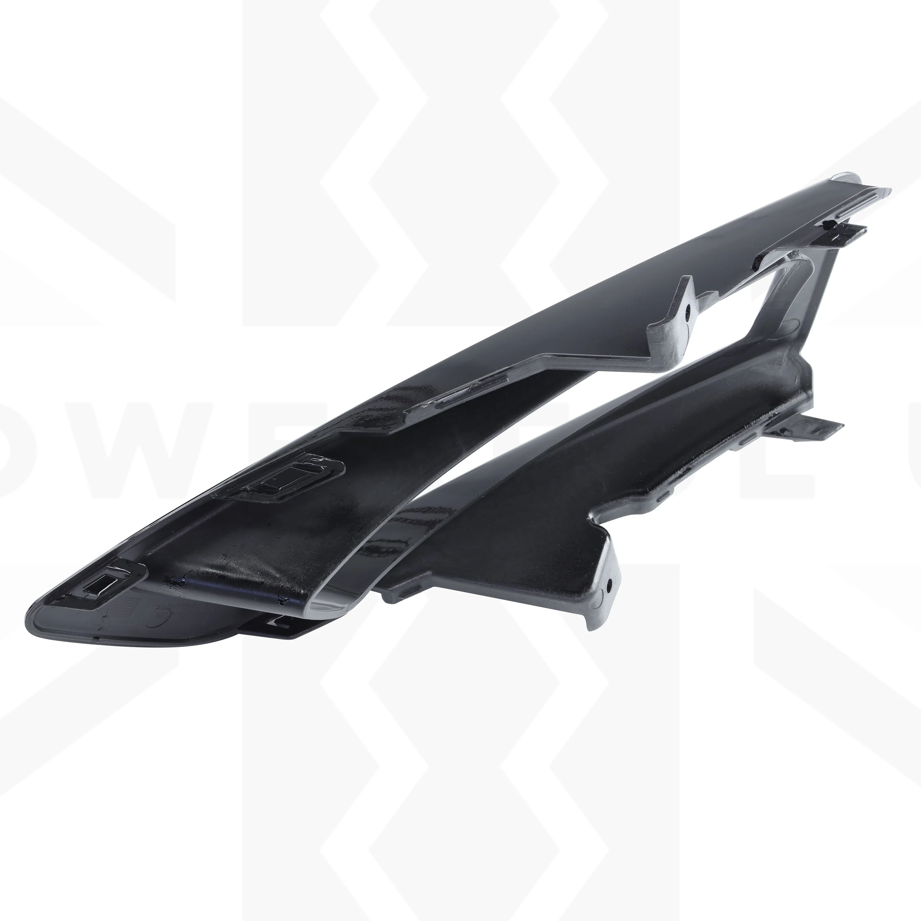 Gloss Black Fog Light Surround for Land Rover Discovery Sport 2015-19 - Right - Image 4