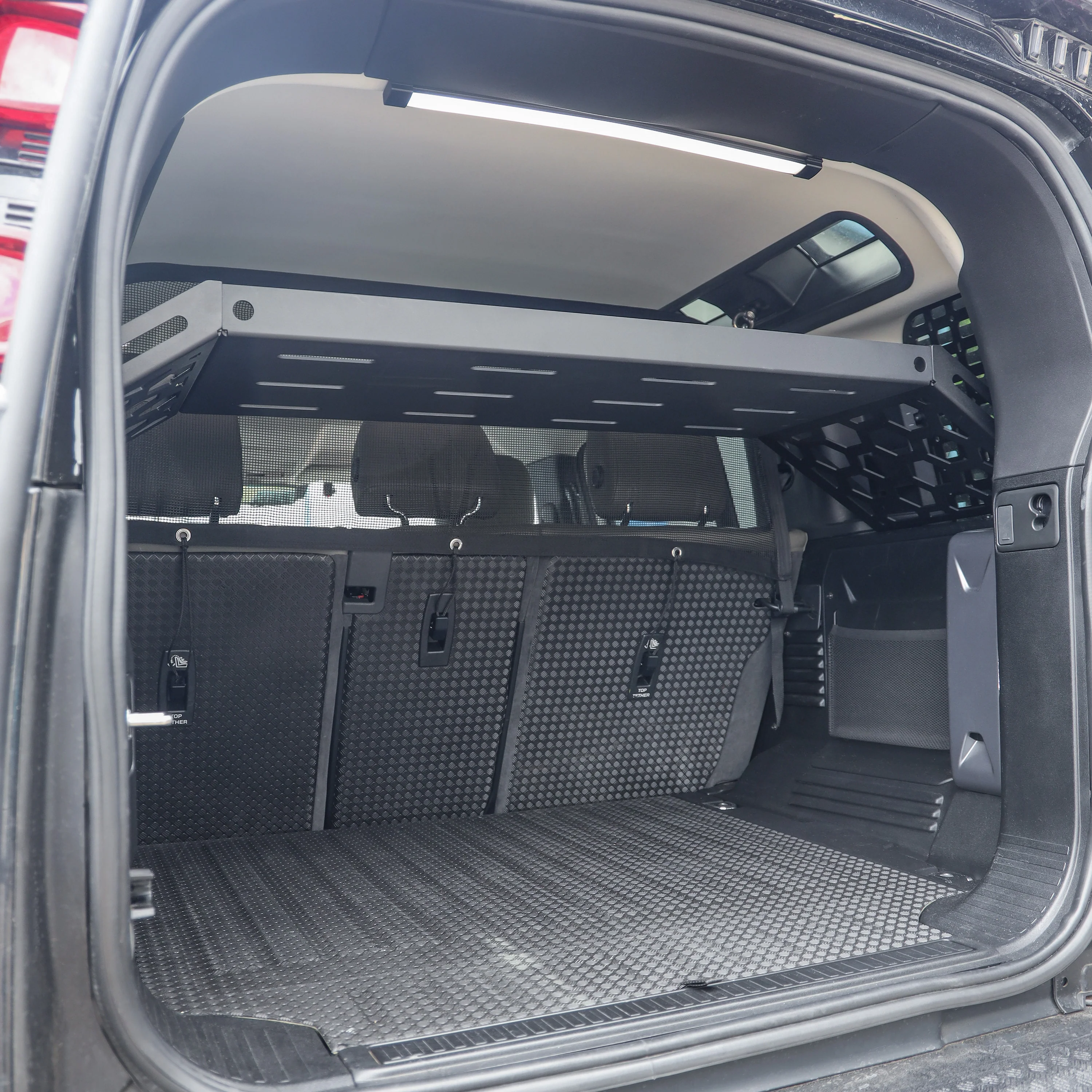 Heavy Duty Boot Shelf for Land Rover Defender L663 (110 model) - Image 6