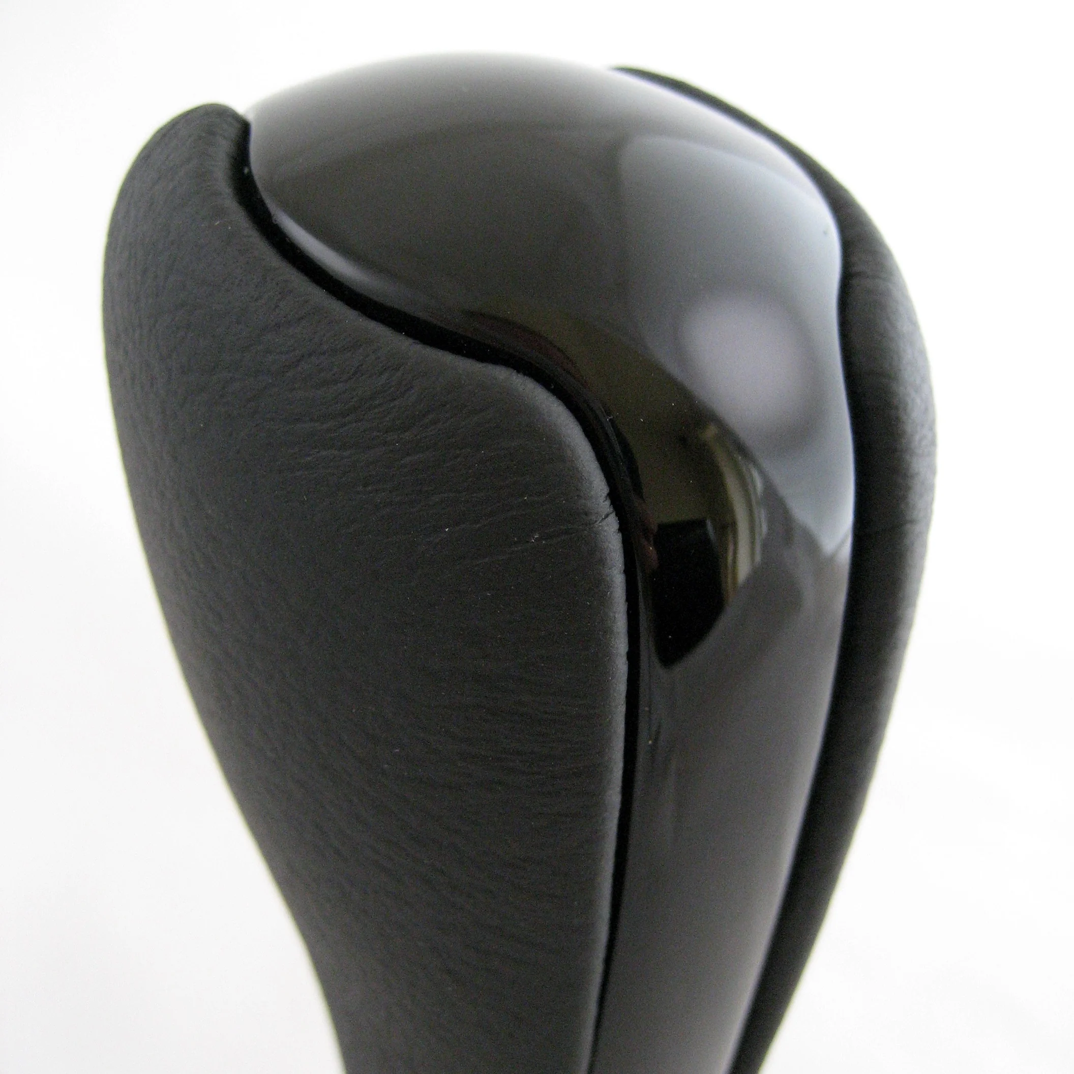 Leather Gear Knob with Gloss Black Insert for Range Rover Sport L320 2005-09 - Image 2