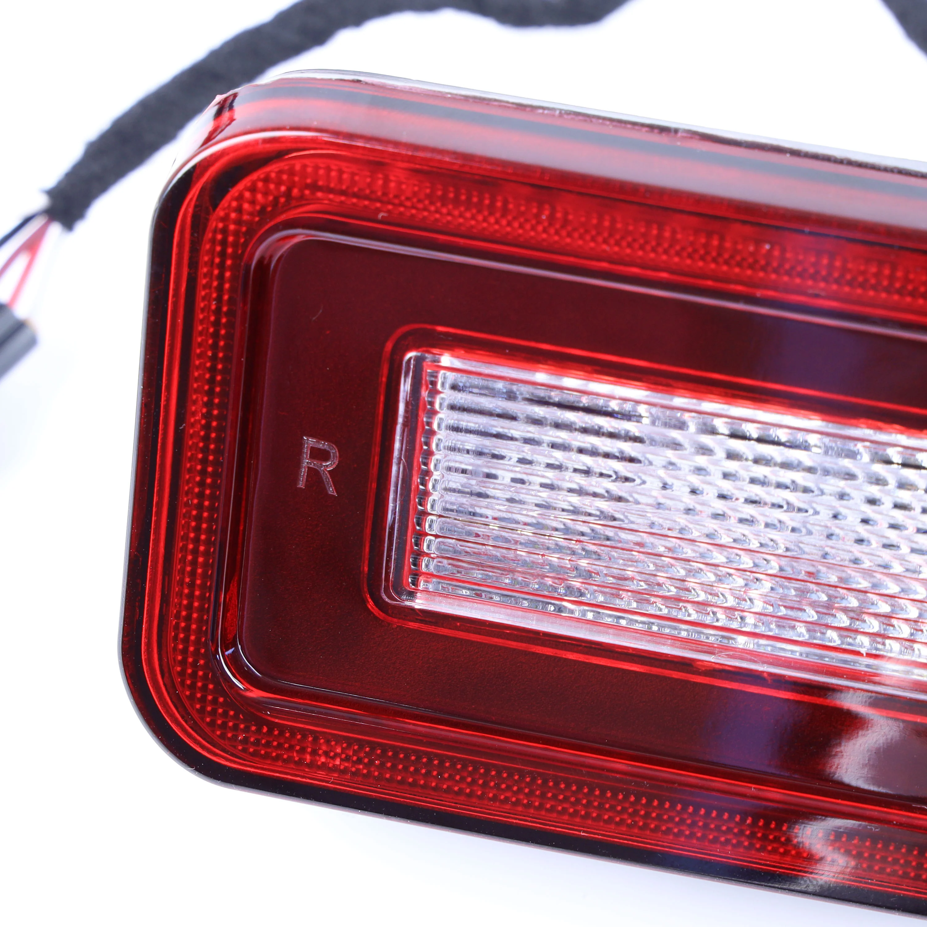 LED stop/tail/indicator/reverse Kit for Land Rover Defender L663 - Red Lens - Image 4