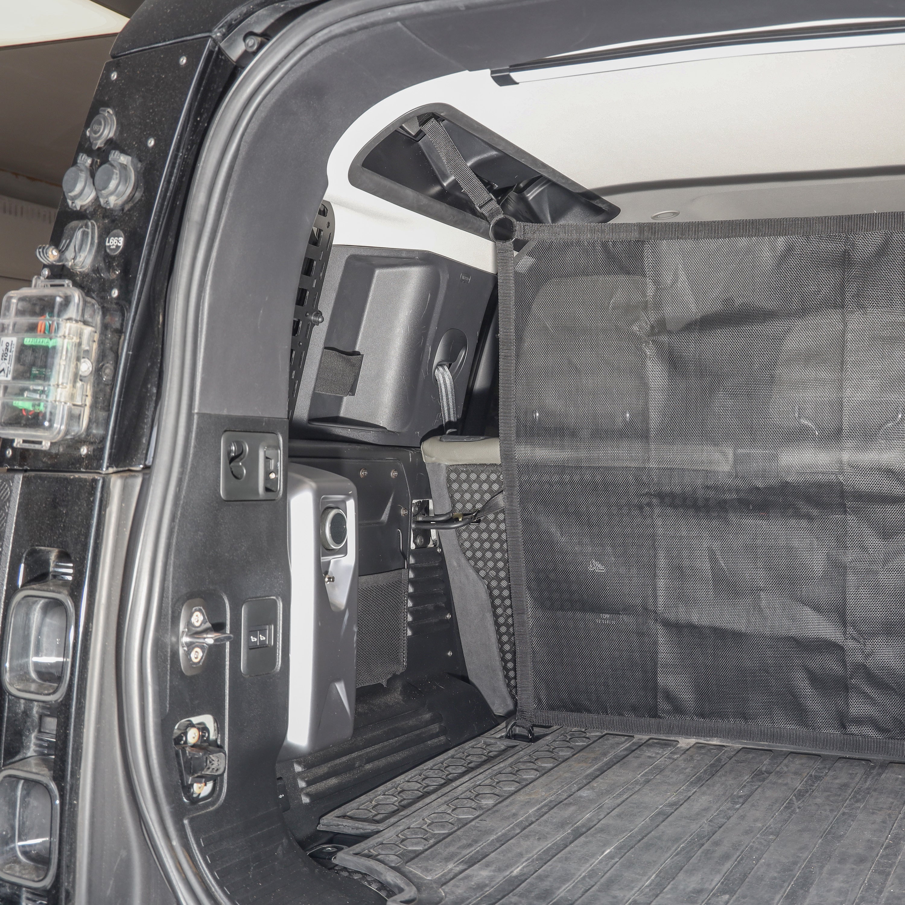 Loadspace Partition Net for Land Rover Defender L663 (110) - Strap Type - Image 4