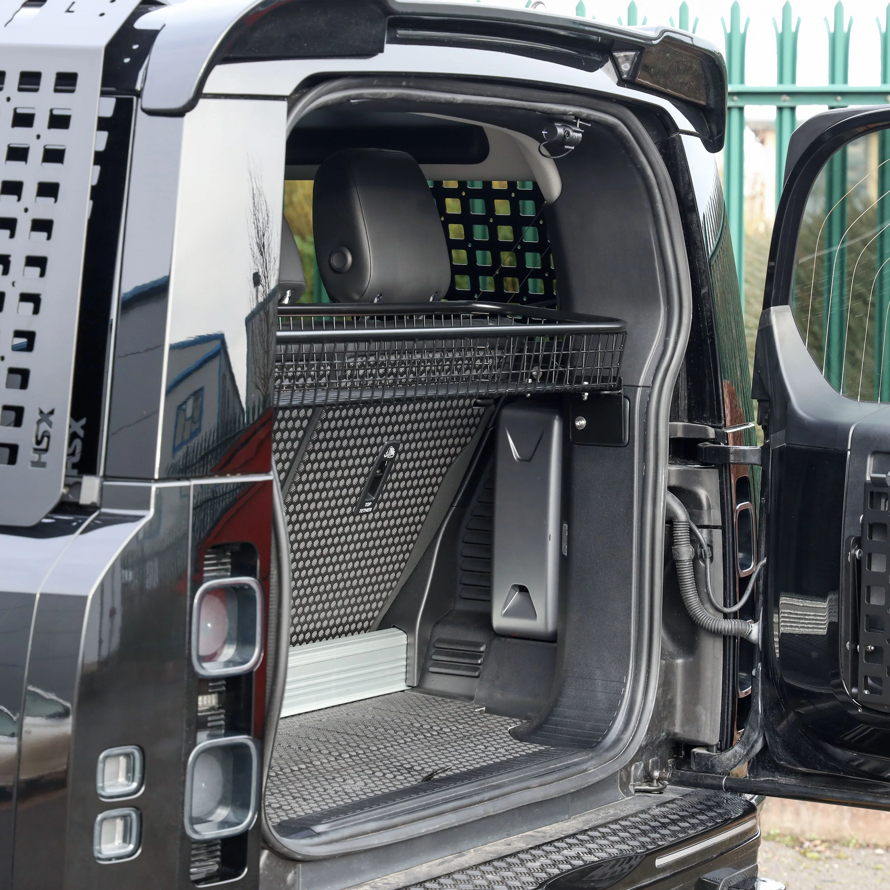 Mesh Luggage Rack for Land Rover Defender L663 (90 model) - Image 3