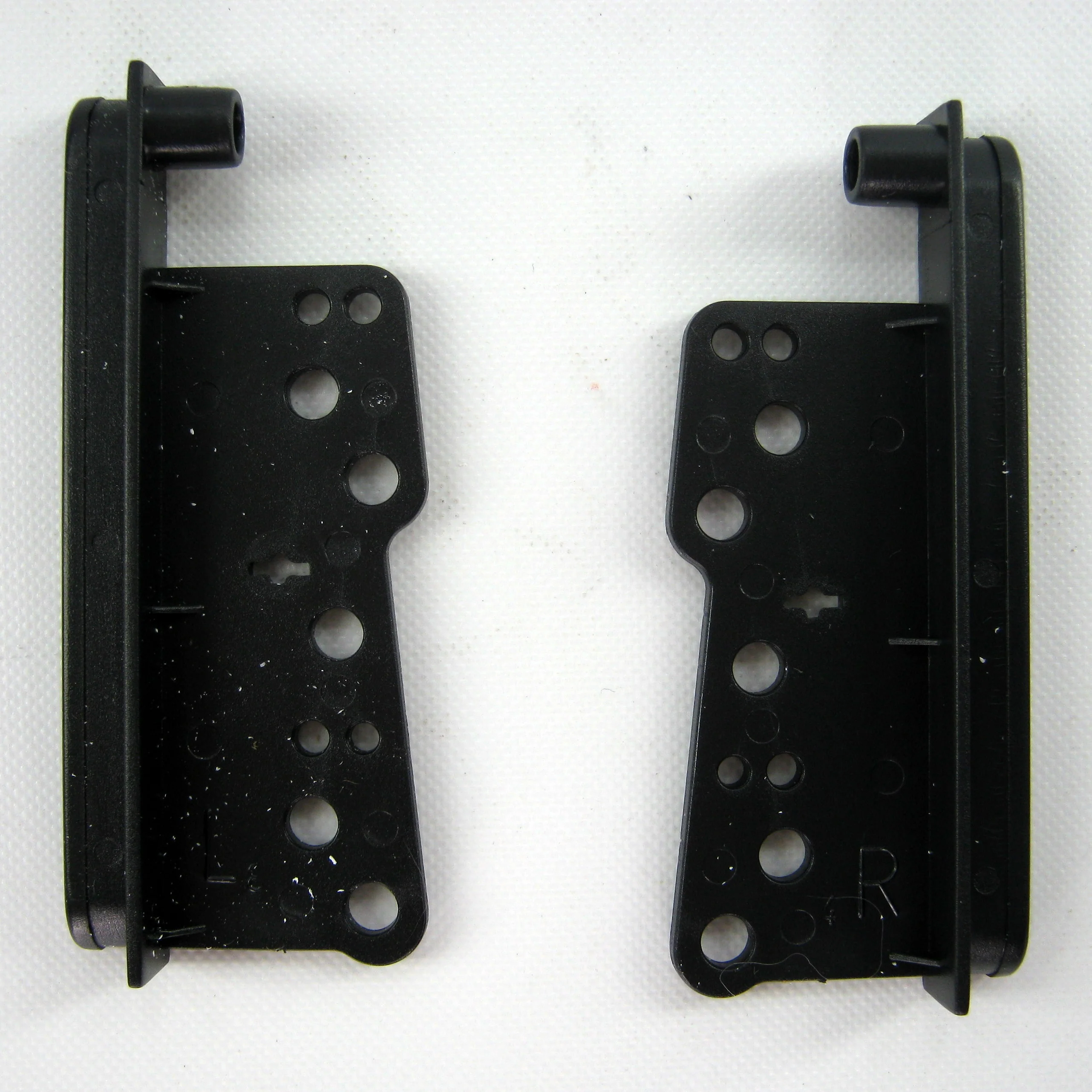 Radio Spacers for Toyota Hilux Mk6 Vigo - Image 3