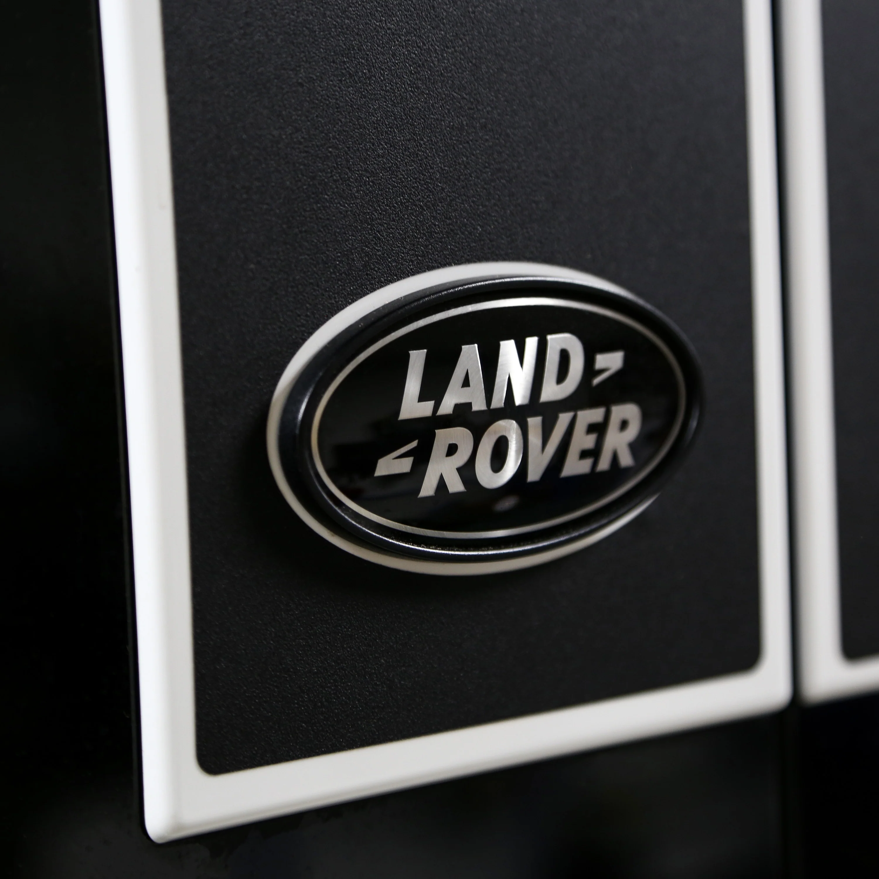 Side Panel Decal Kit - 'Blank & Badge Relocate' - Matte Black for Land Rover Defender L663 - Image 8