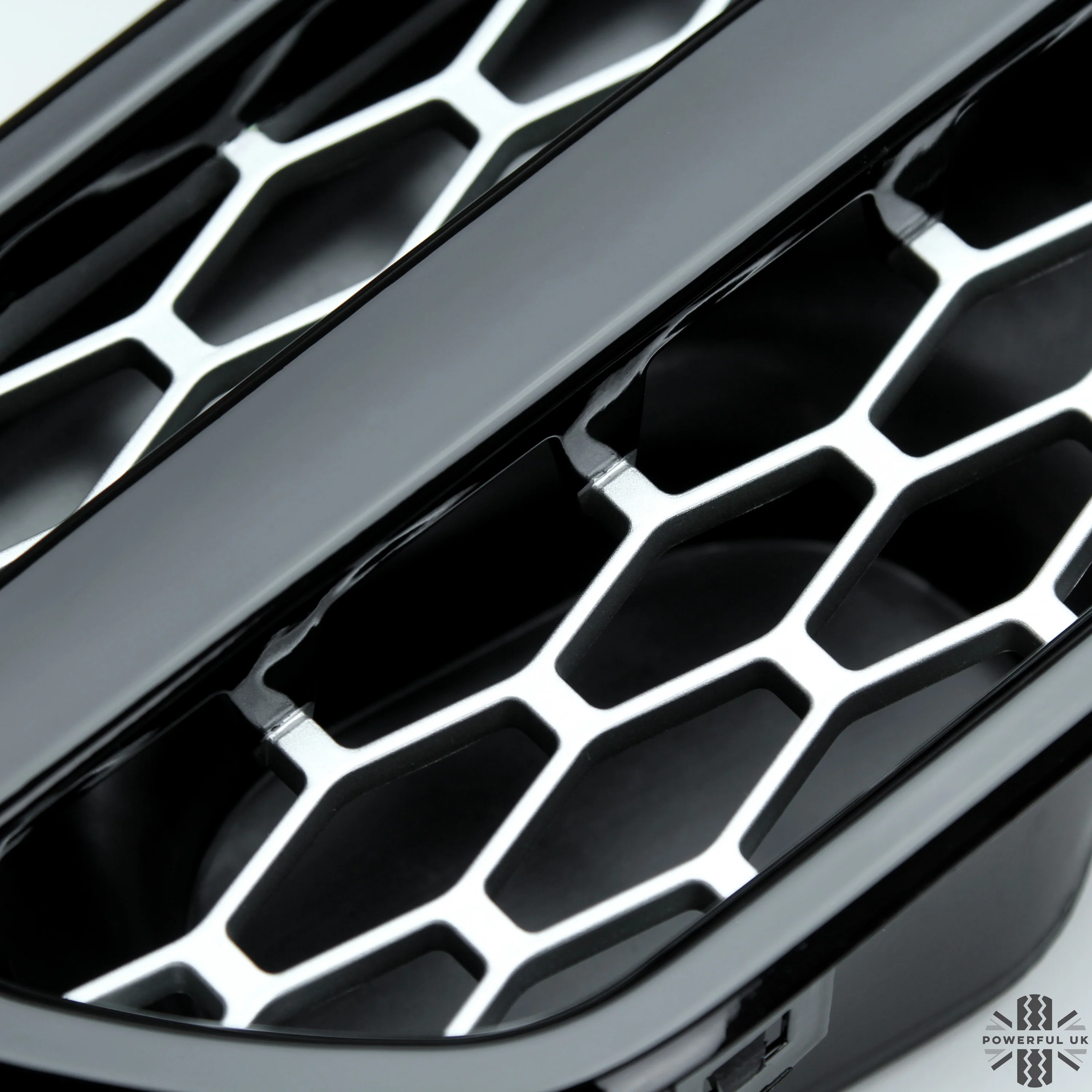 Side Vents - Black Silver - for Land Rover Discovery 4 - PAIR - Image 4