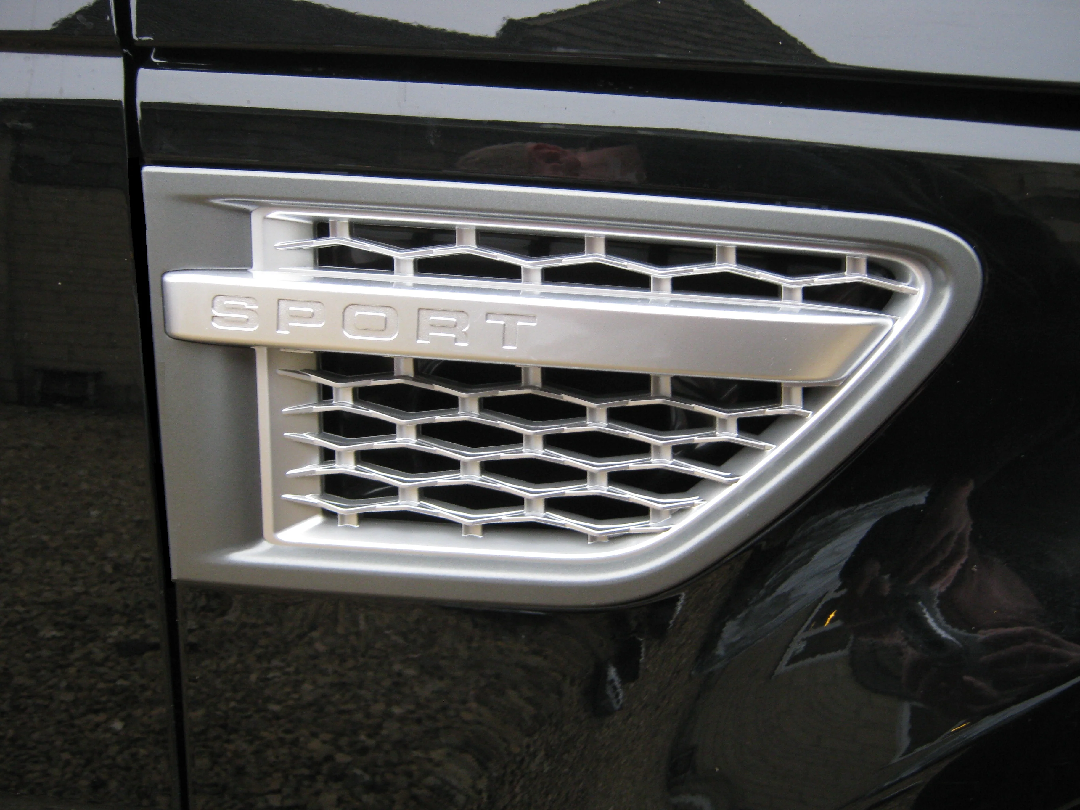 Side Vents - Grey/Silver/Silver for Range Rover Sport 2010 - Image 3