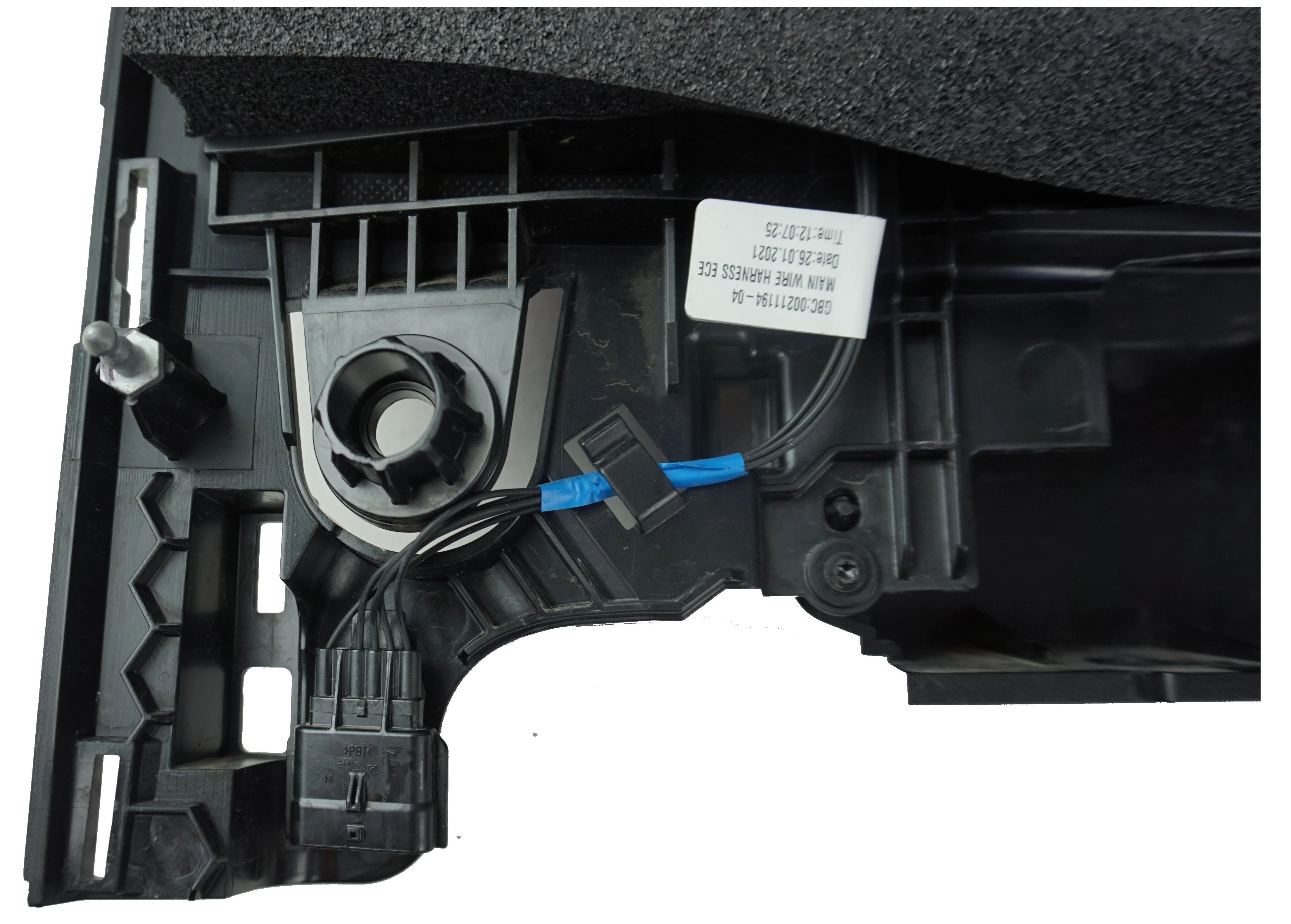 Standard UK Rear Light Assembly for Land Rover Defender L663 - RH (Used) - Image 5